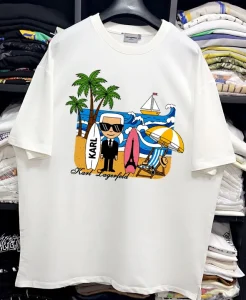 تیشرت سفید کارل لاگرفلد طرح کارل در ساحل (Karl on the Beach) 1 تیشرت سفید کارل لاگرفلد طرح کارل در ساحل (Karl on the Beach)